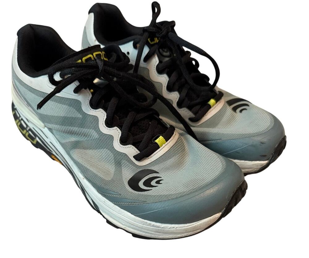 Topo Athletic MTN Racer 2 Trail Running Shoes Men's Size 9 Bone/Black